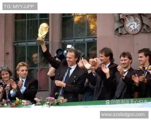 门帘再创辉煌 足球场上的传奇球星与全球足坛的新风采